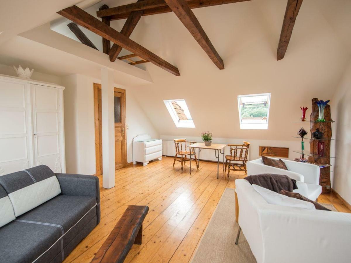 Kanalvilla - Urlaub Am Nord-Ostseekanal - Zwei Ferienwohnungen Im Angebot- Eine Im Dachgeschoss Und Eine Wohnung Mit Garten Sehestedt  エクステリア 写真